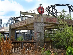 Zone-of-Cool-no-more-at-abandoned-six-flags-New-Orleans